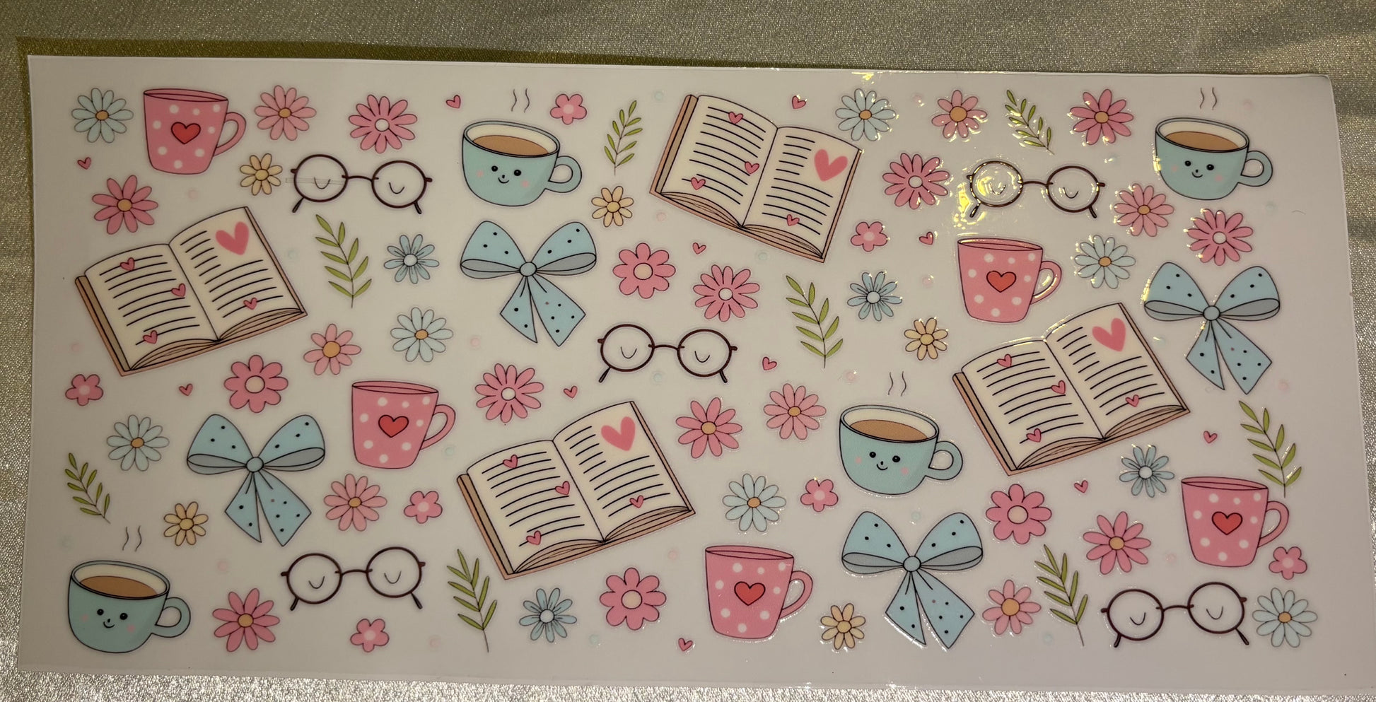 Bücher und Getränke