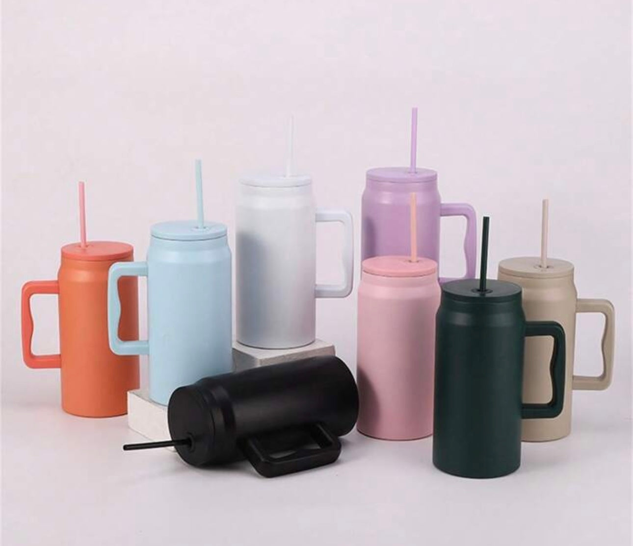 VORBESTELLUNG Thermobecher mit Hänkel