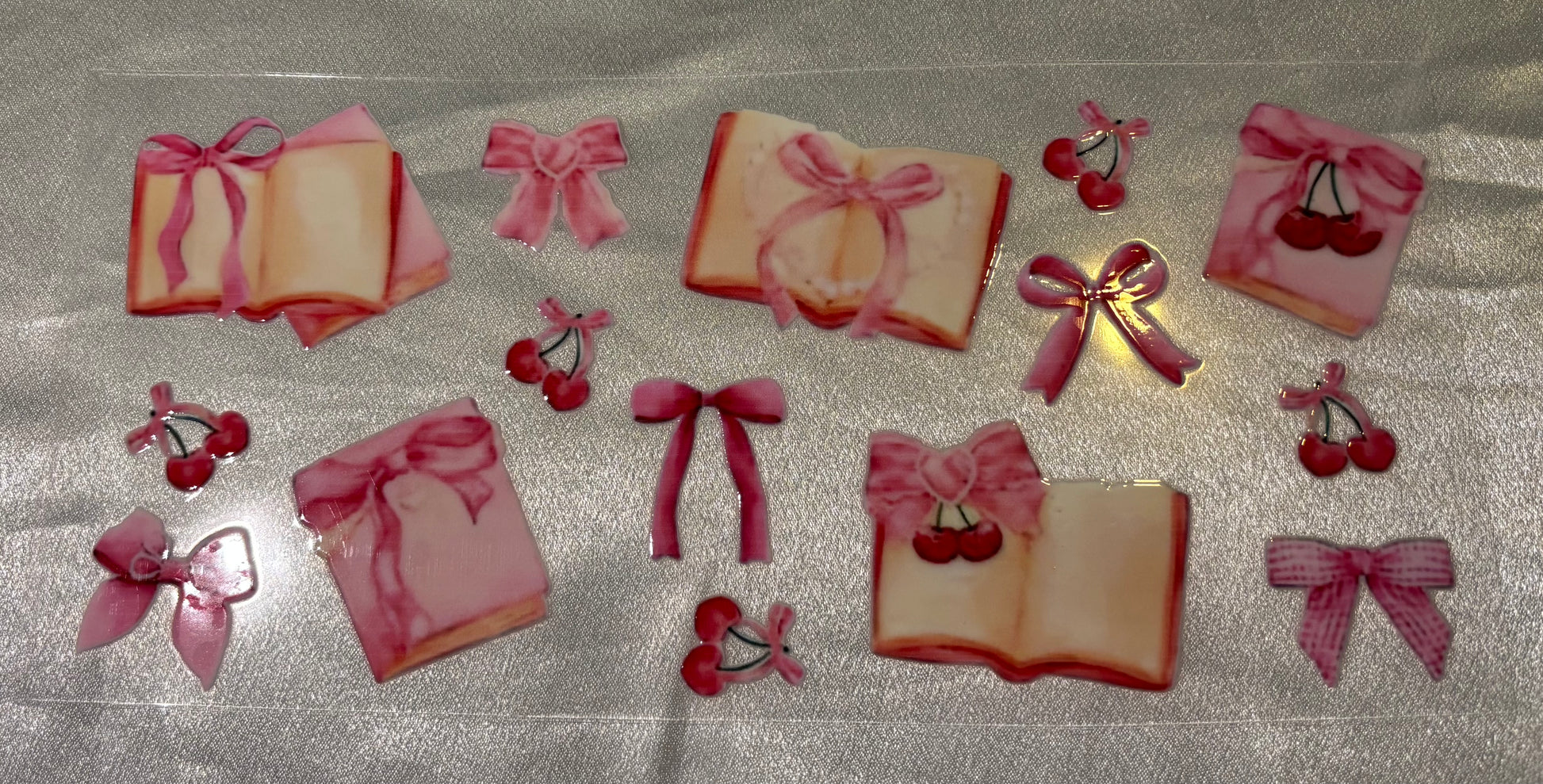 Bücher und Schleifen