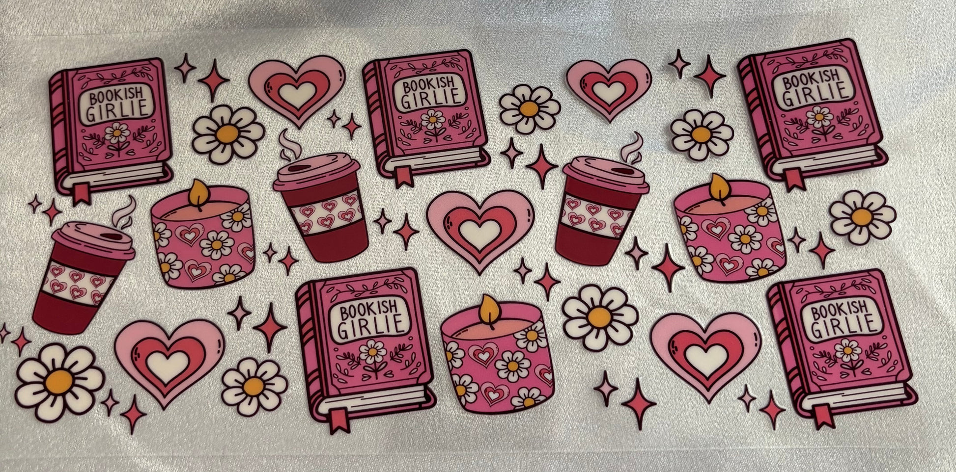 Bücher,Kerzen und Getränk