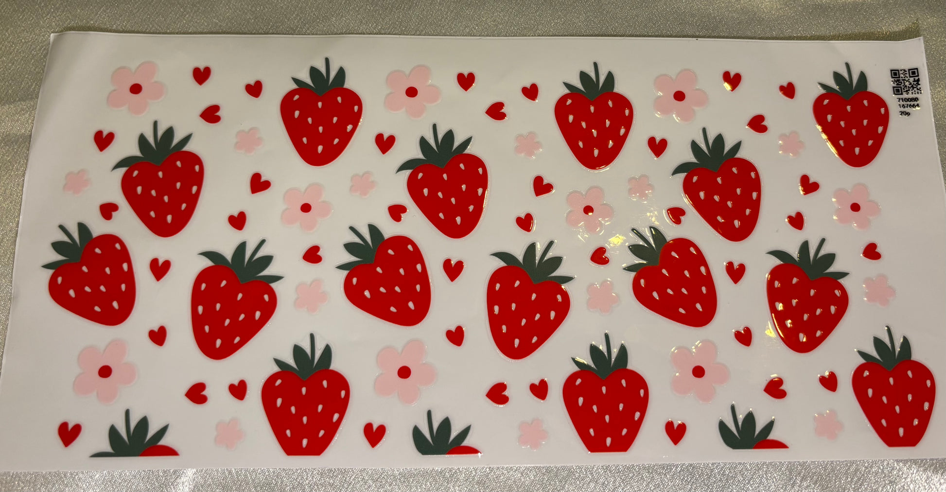 Erdbeeren und Blümchen