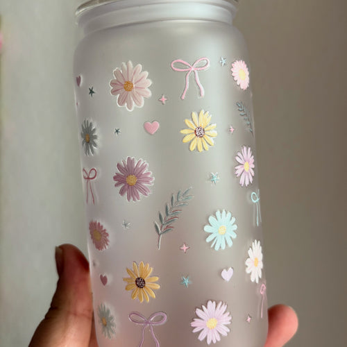 Blumenwiese Becher – pastell & verspielt 🌸